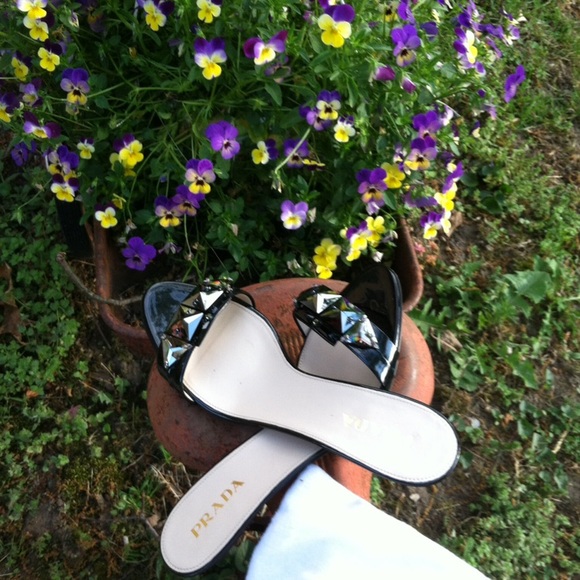 Prada shoes✂️sale✂️ - Picture 2 of 4